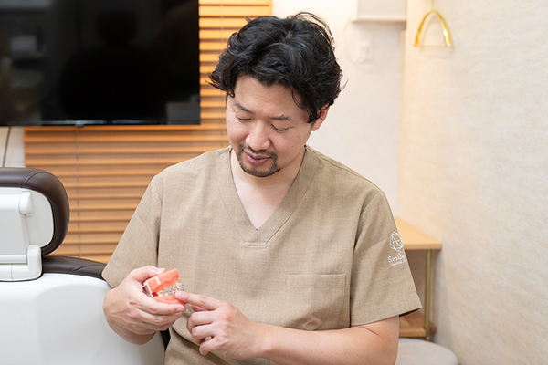 勝俣弾院長 Smile Fit Dental Studio4