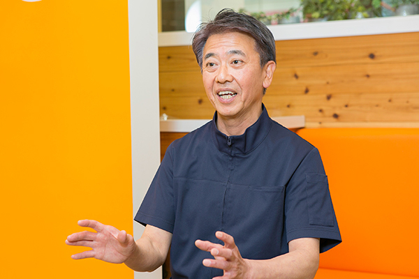 小野俊朗院長 おのこども歯科医院4