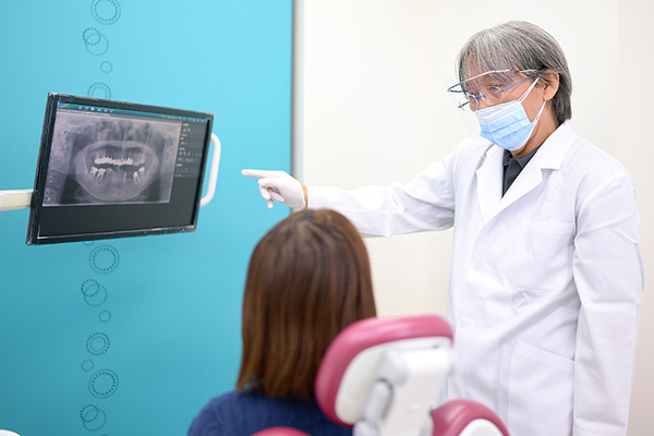 足立篤志院長 足立歯科医院4