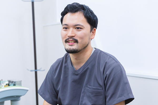 柳瀬賢人院長 デンタルオフィス虎ノ門4