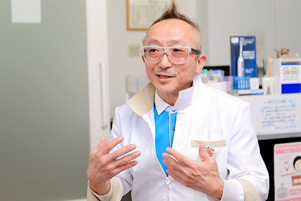 赤崎知彦理事長 医療法人 歯科ハミール4