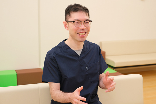 藤原憲太郎院長 深川ギャザリア青空こどもクリニック4