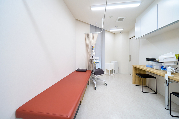 細矢慶院長 鼻とにおいのクリニック池袋4