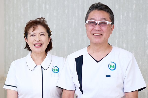 折茂賢一郎院長、折茂則子さん おりも総合クリニック4