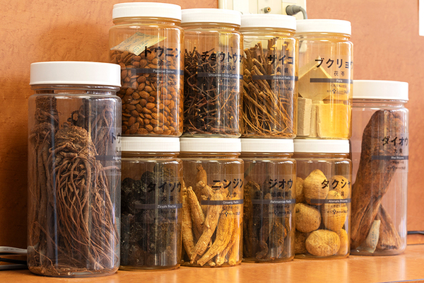 小林伸也院長 高松中央インタークリニック4