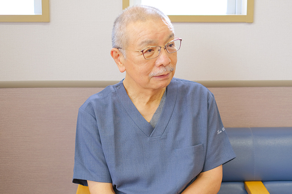 佐藤健志院長 健クリニック4