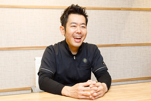 末松亮院長 天満コンセプトP歯科4