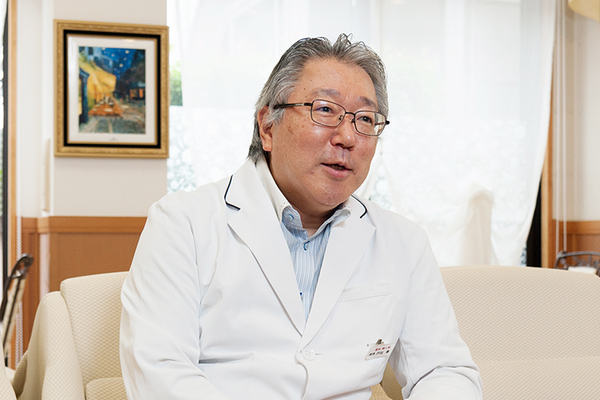 戸松章院長 とまつレディースクリニック4