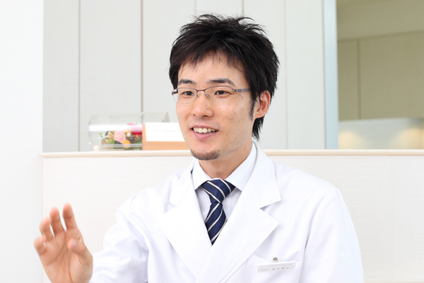 櫻井雄太院長 二子玉川駅前矯正歯科4