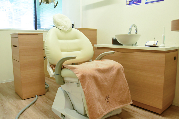 倉阪雅巳先生、倉阪祐衣先生 生駒Mkyデンタルクリニック4