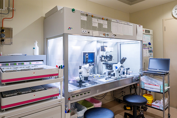 高尾成久院長 八重垣レディースクリニック4