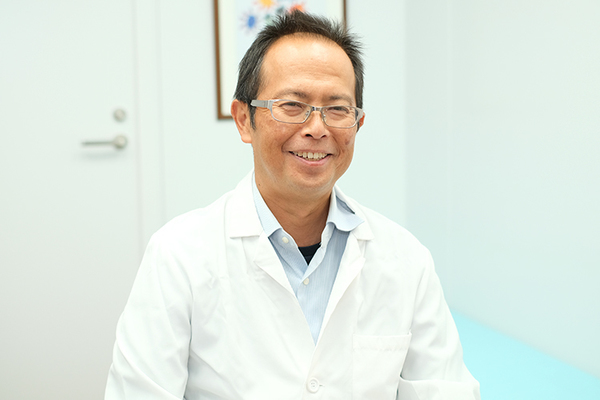 冨永陽介院長 金沢八景痛みのクリニック まどかに4