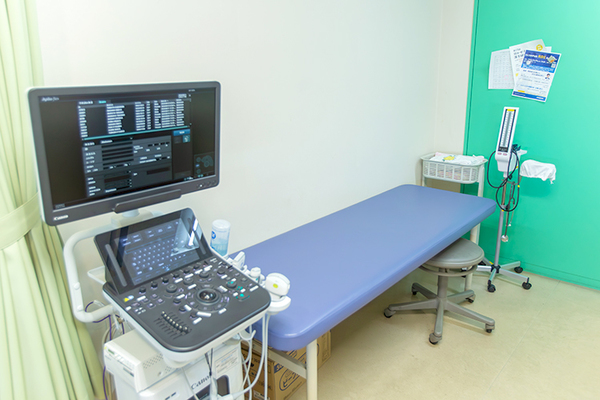 東泰志理事長、愛甲孝先生 とそ総合クリニック4