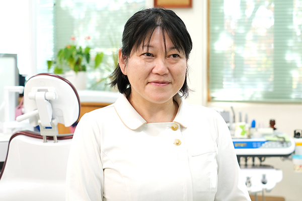 盛島美智子院長、浅野聖子副院長 盛島歯科医院4