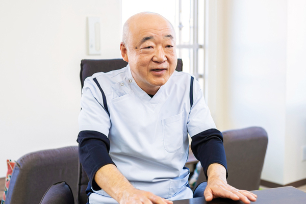 東孝典院長 あずまリウマチ・内科クリニック4
