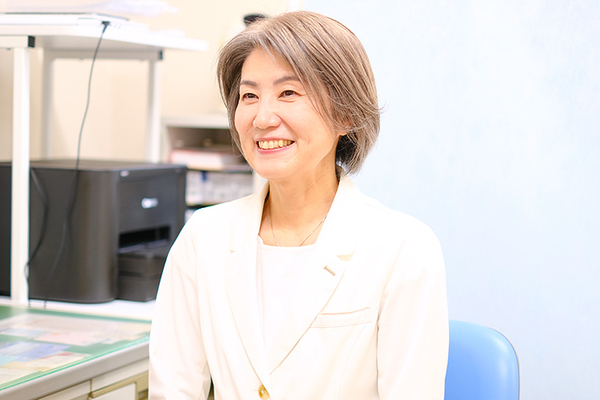 村越薫院長 仁クリニック4