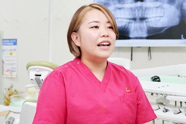 岡村麻菜院長 メイ・ロイヤル矢向歯科医院4