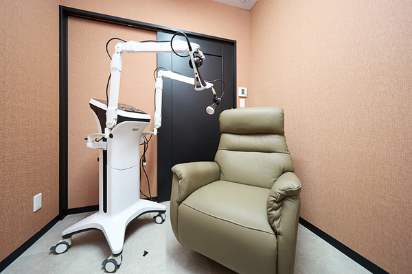 鴨下衛院長 鴨下眼科クリニック4