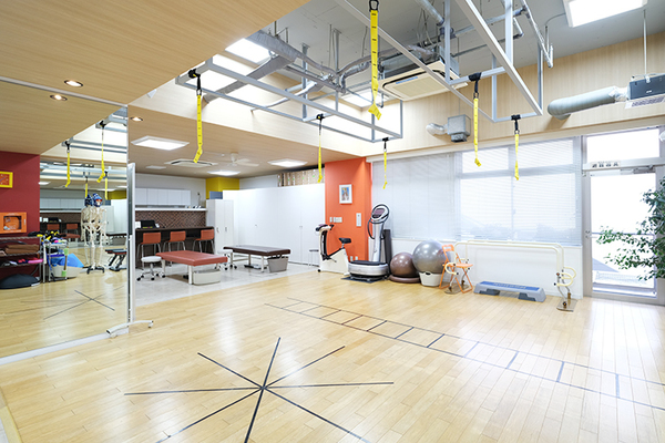 尾崎大也院長 武蔵浦和整形外科内科クリニック4