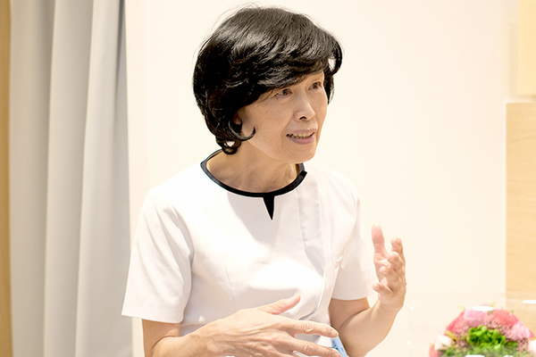 齊藤泰子院長 銀座中央歯科医院4