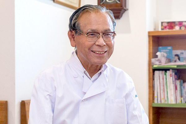 伊藤久美子院長、野口哲夫先生、伊藤俊紀先生 はなクリニック4