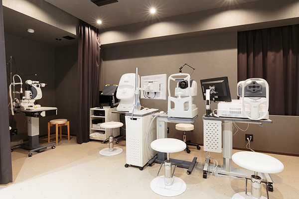 吉水聡院長 六甲なのはな眼科4