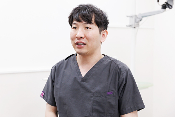 赤崎公星理事長 ハミール東京デンタルオフィス小川町4