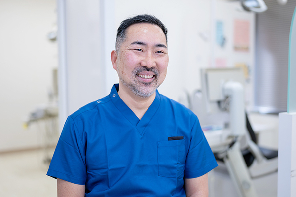 井上淳二院長 アイデンタルクリニック4