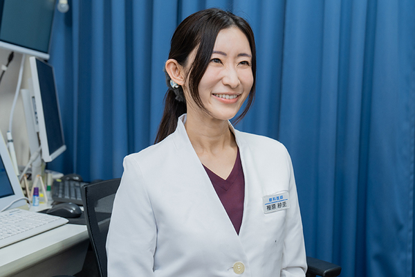 椎原秀樹院長、椎原紗圭副院長 椎原眼科医院4