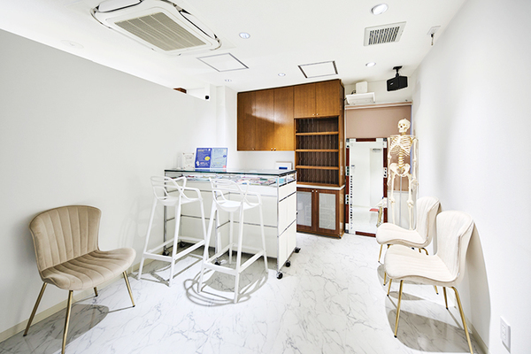 塚原宏泰院長 塚原デンタルクリニック4