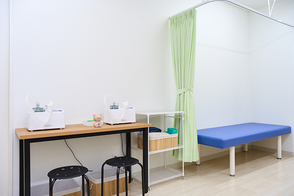 山口智院長、村上亮介先生 上郷やまぐち耳鼻咽喉科4