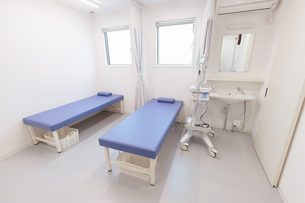 細井洋平院長 細井ファミリークリニック4