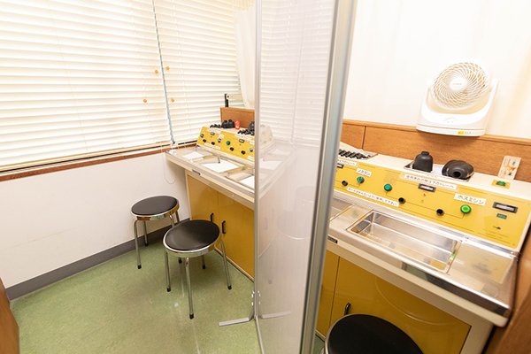 窪田麻子院長 メディカルコート池田耳鼻咽喉科4