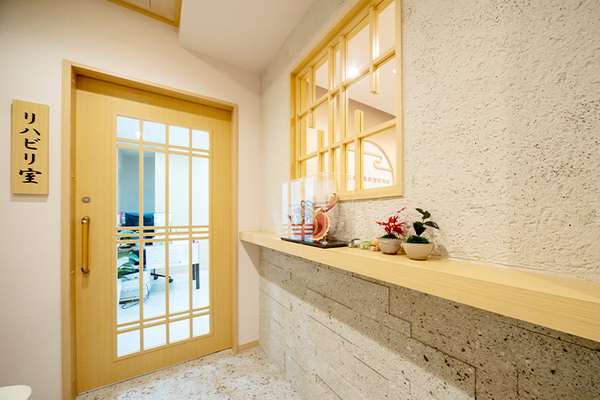 末永七彩院長 日本橋人形町整形外科4