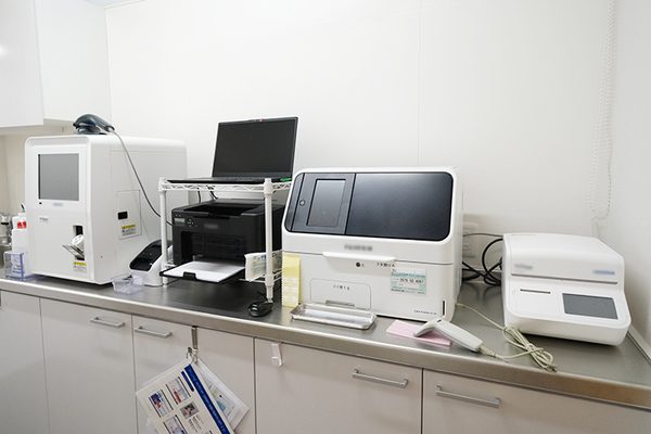 上嶋貴之院長 大阪住吉うえしま内科・消化器クリニック4