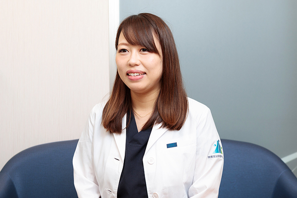 室宮泰人院長、室宮千惠副院長 神楽坂泌尿器科クリニック4