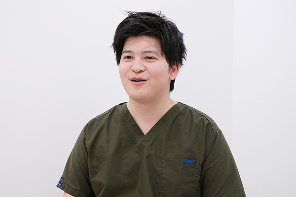 鈴木智久院長 ゆうなぎ歯科・矯正歯科志木4