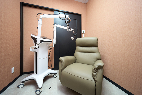 鴨下衛院長 鴨下眼科クリニック4