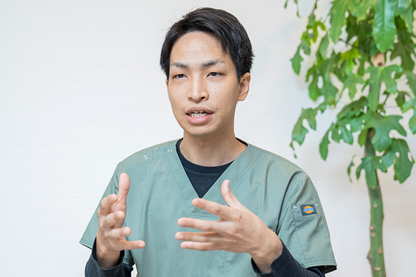 峠貴之院長 リーフ歯科おとなこども歯科4