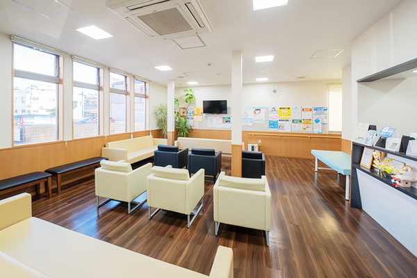 高石真那斗院長 日向たかいしクリニック4