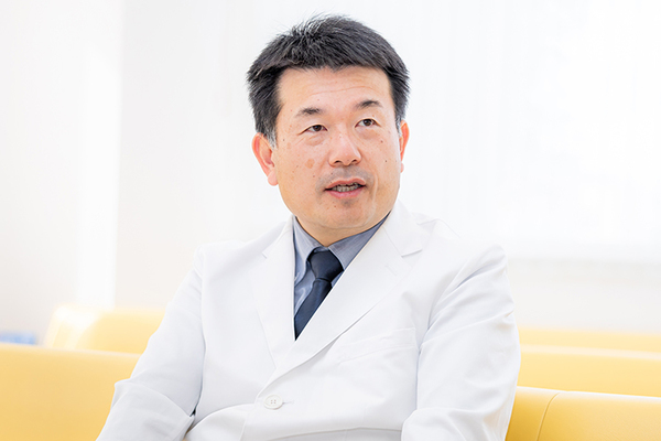 佐竹真一院長 さくらクリニック4