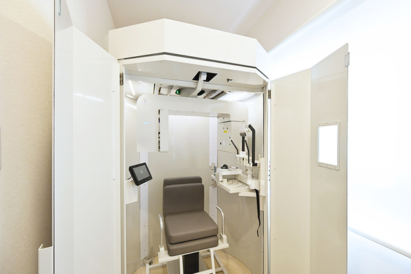 上塚学院長、上塚祥子先生 こづちクリニック 耳鼻咽喉科・皮ふ科4