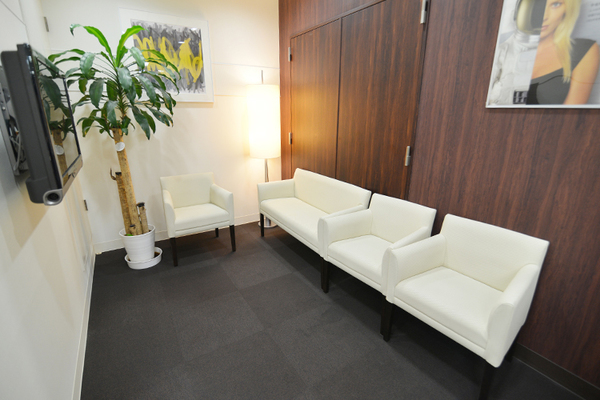 渥美一成院長 セントラルアイクリニック4