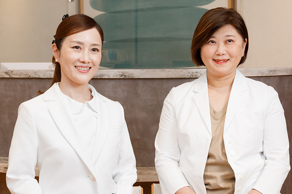 繪野亜矢子院長、藤田今日子先生 えの眼科 西あしやクリニック4