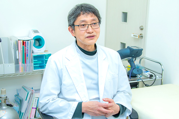 谷守院長 谷皮フ科4
