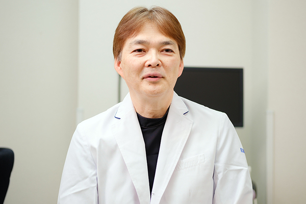 河野健院長、河野真紀子副院長 大和田内科・循環器科・胃腸科4