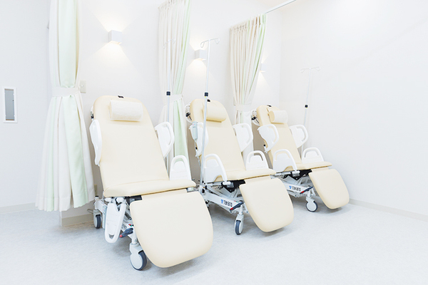 下田浩輝院長 東戸塚駅前西口 おなかの窓口・内科・大腸と胃内視鏡クリニック4