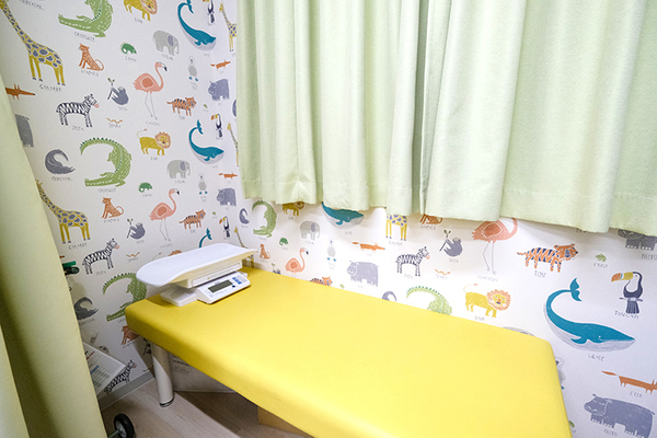 二階堂量子院長 ひまわりこどもクリニック4