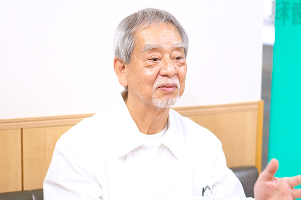 高橋章浩院長 稲浜歯科4