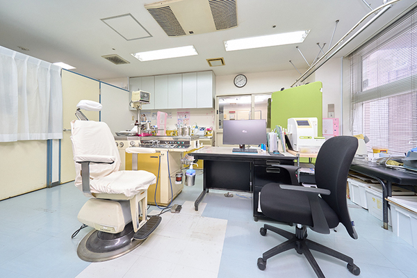 吉岡友真院長 鈴木耳鼻咽喉科医院4
